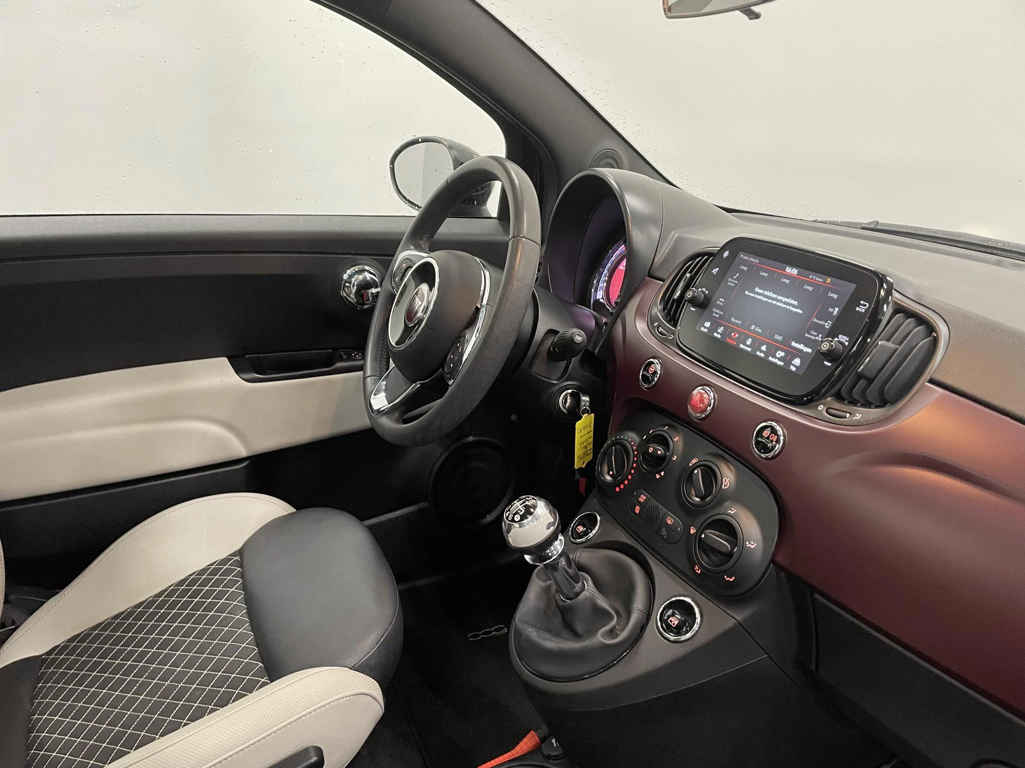 Hoofdafbeelding Fiat 500