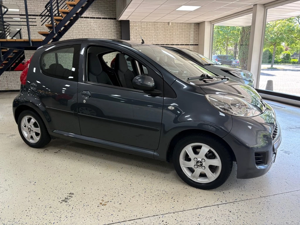 Hoofdafbeelding Peugeot 107