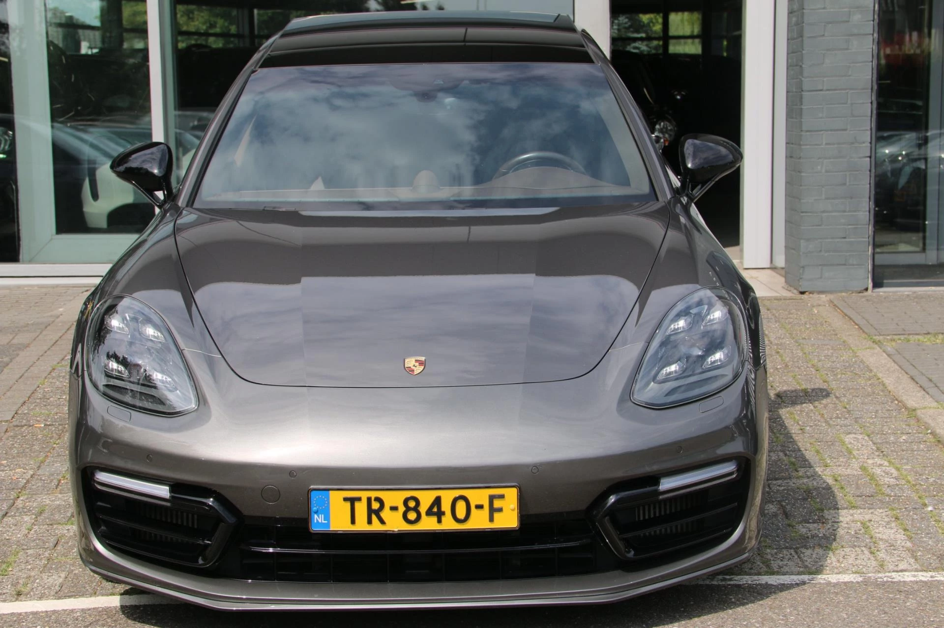 Hoofdafbeelding Porsche Panamera
