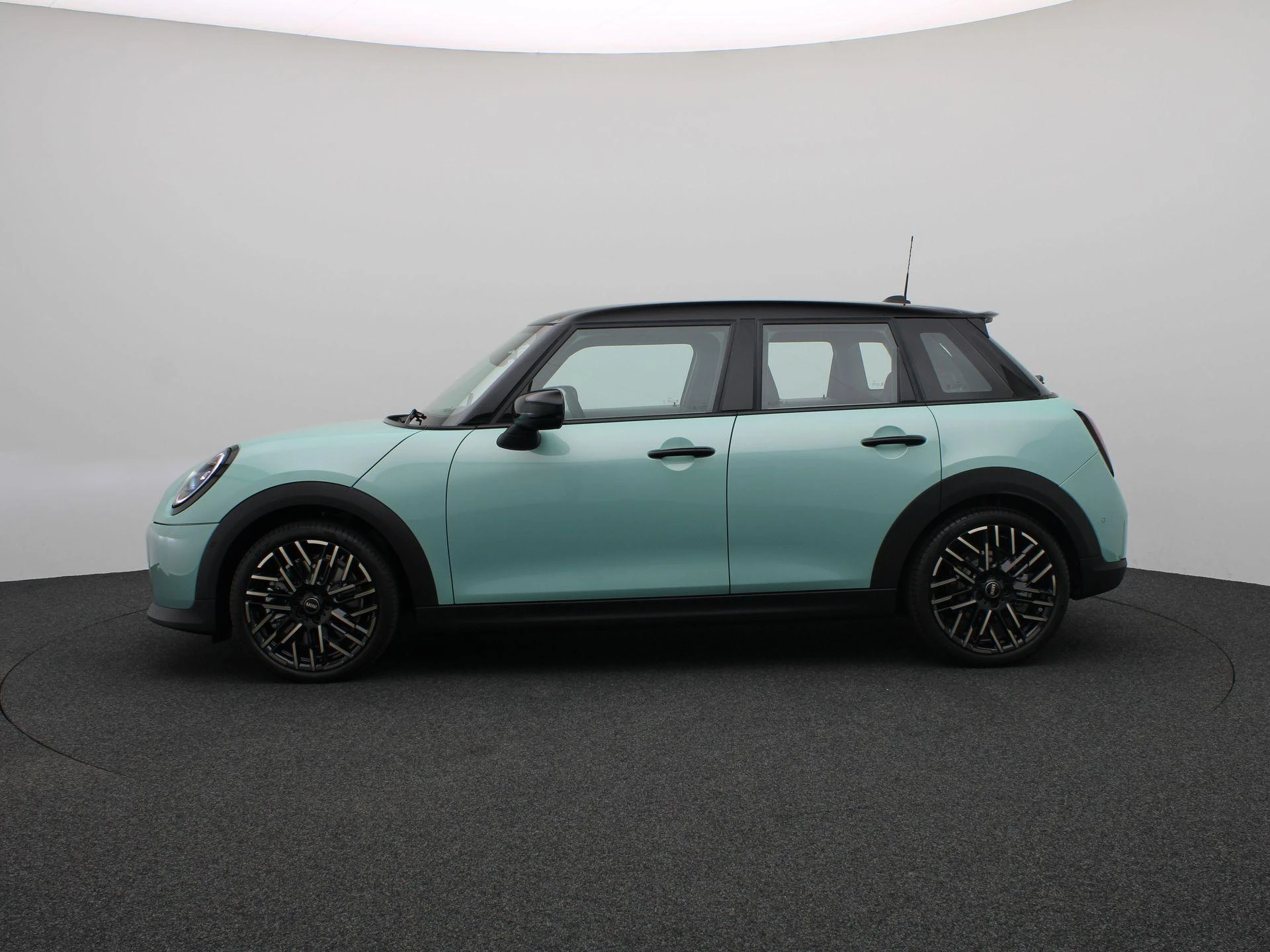 Hoofdafbeelding MINI 5-deurs