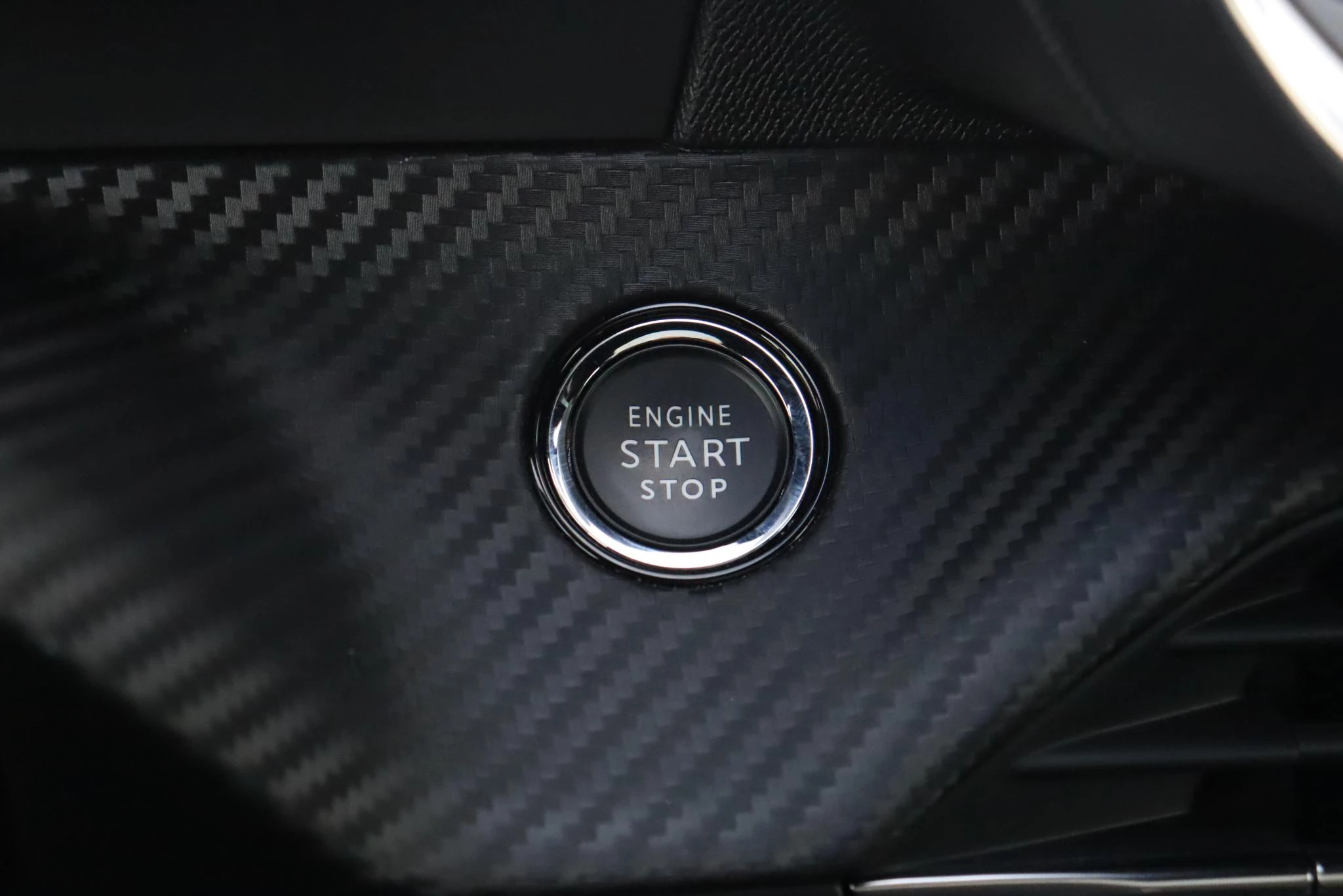 Hoofdafbeelding Peugeot e-2008