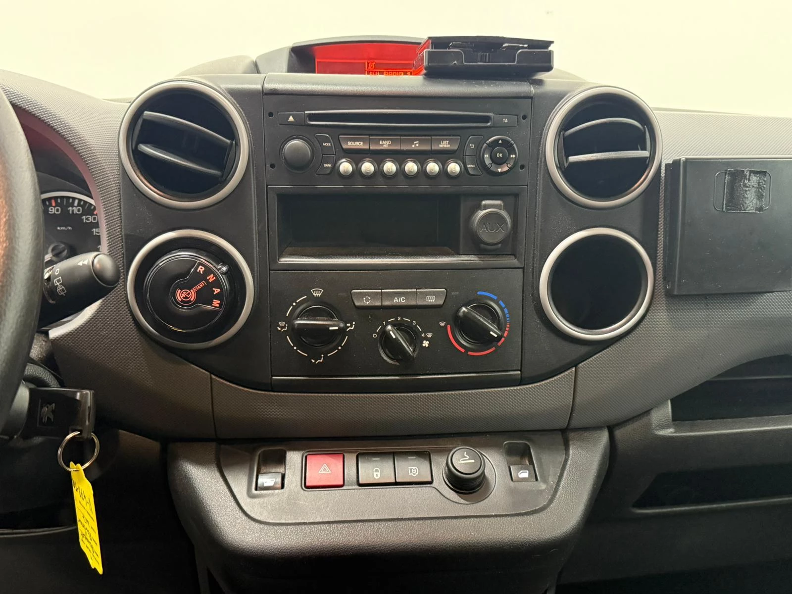 Hoofdafbeelding Peugeot Partner