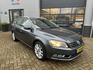 Hoofdafbeelding Volkswagen Passat Volkswagen Passat 1.4 TSI HIGHLINE BLEUMOTION Nieuwe koppeling, mechatronic en Turbo ETC.
