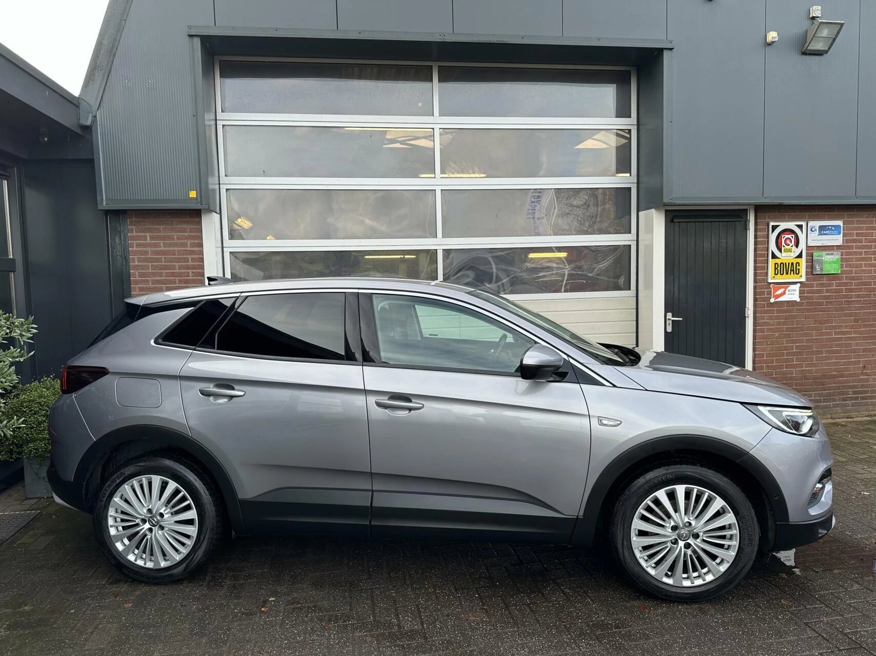 Hoofdafbeelding Opel Grandland X