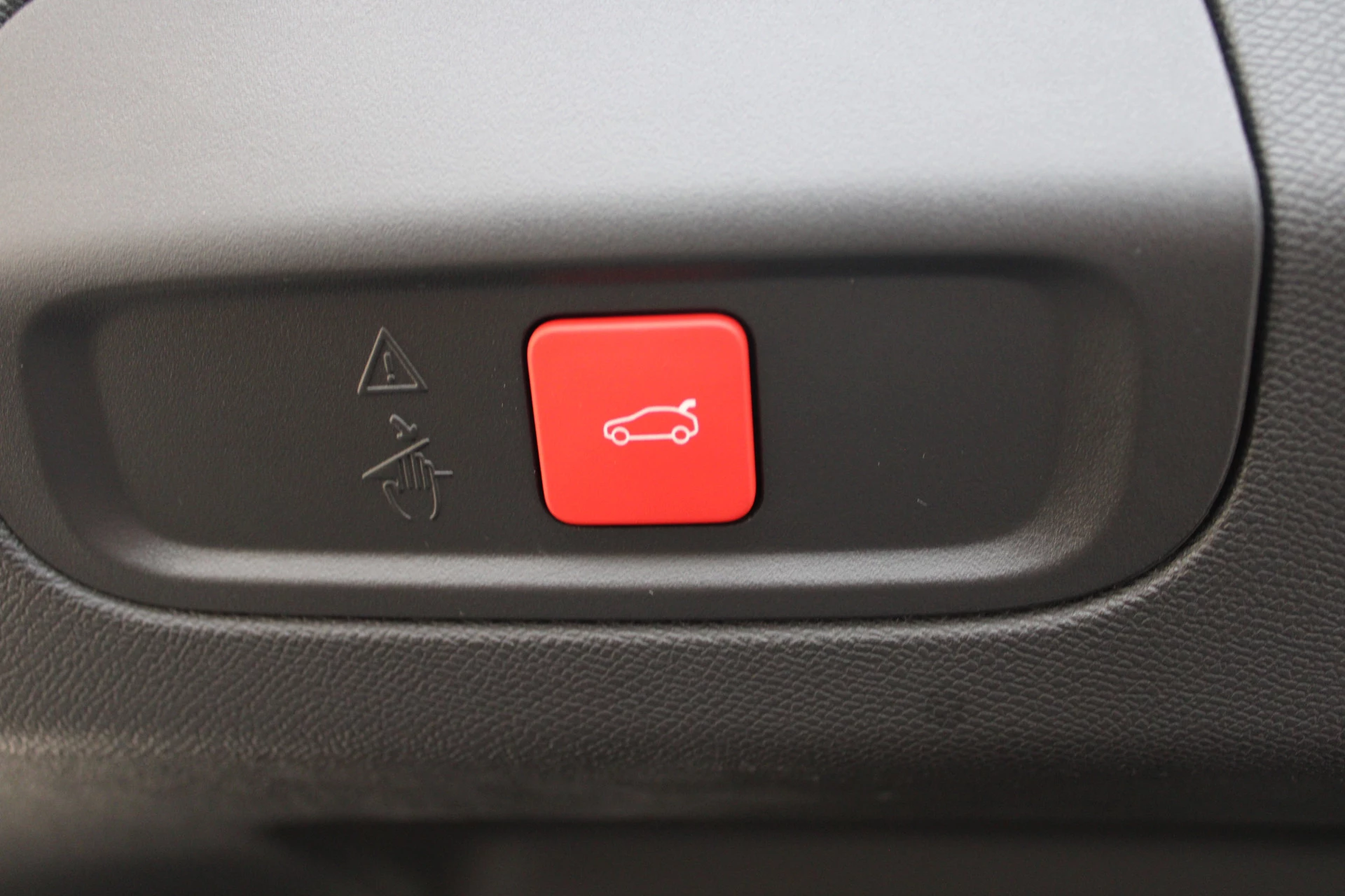 Hoofdafbeelding Peugeot 408