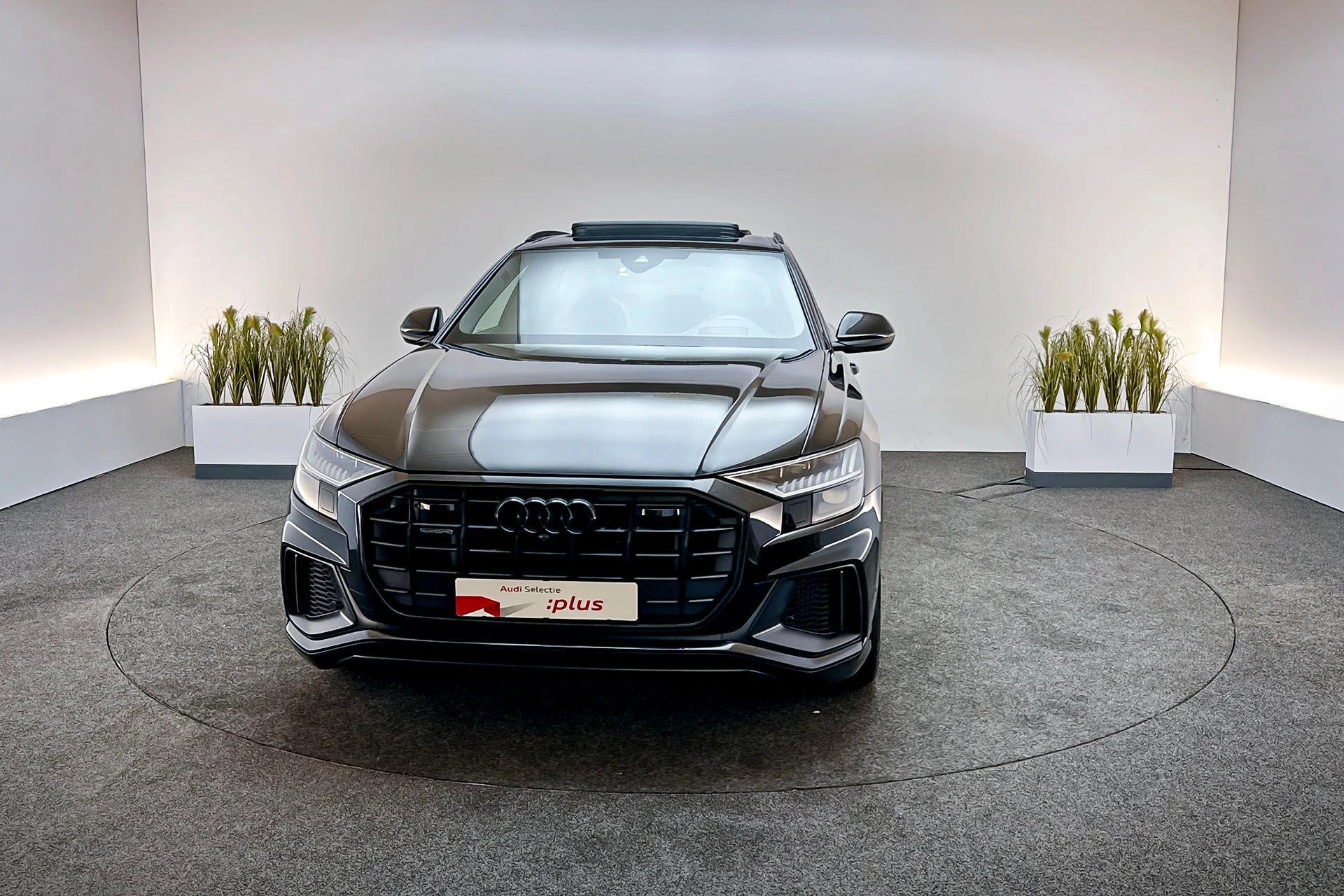 Hoofdafbeelding Audi Q8