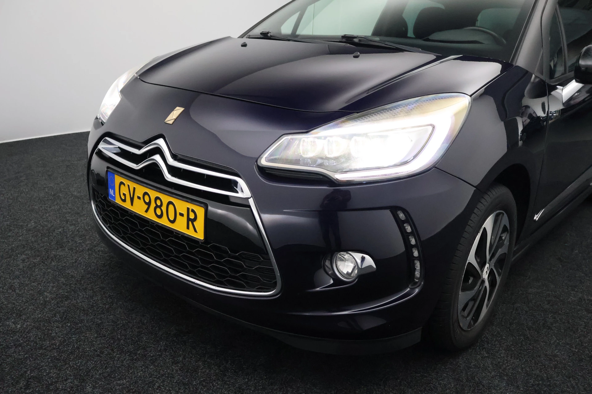 Hoofdafbeelding DS DS 3