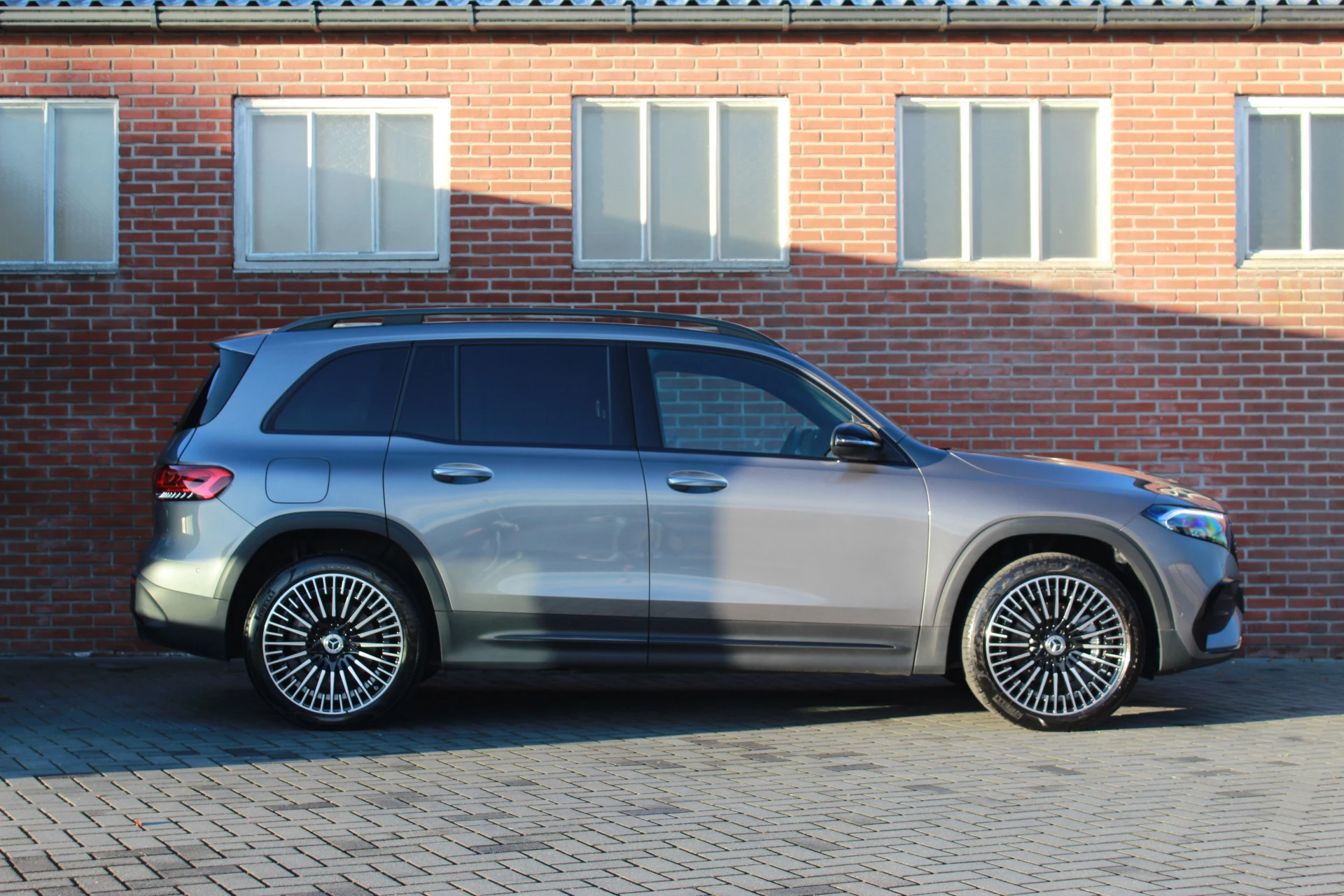 Hoofdafbeelding Mercedes-Benz EQB