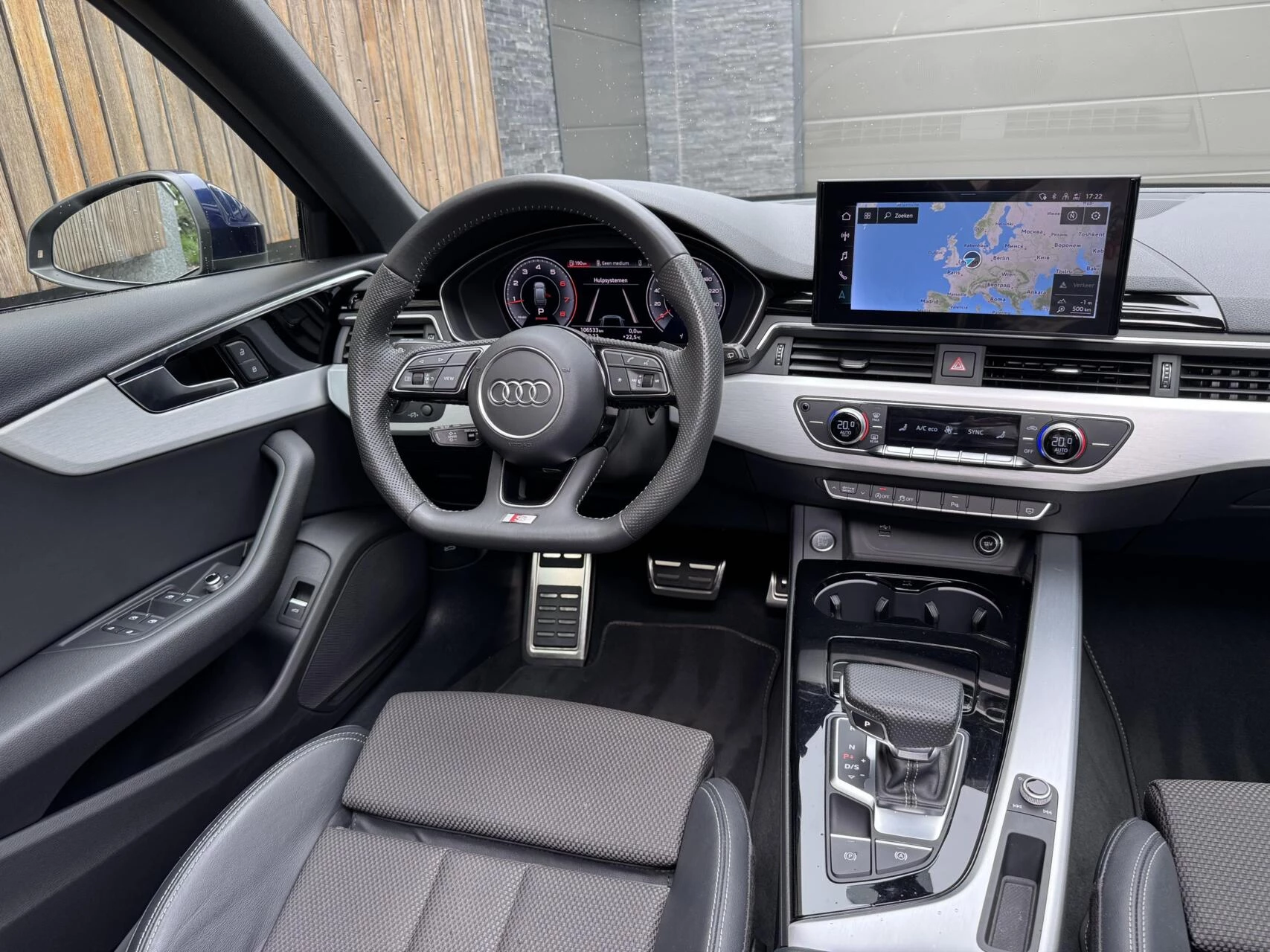 Hoofdafbeelding Audi A4