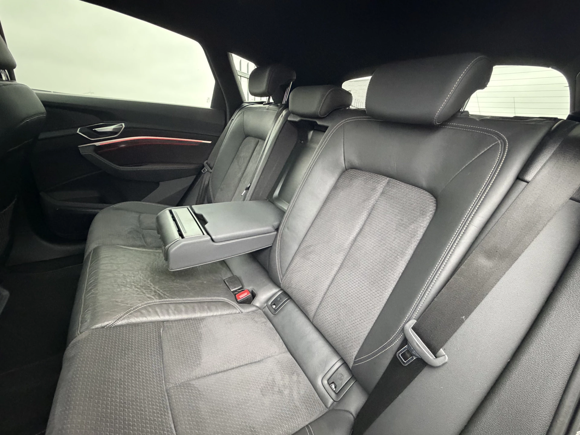 Hoofdafbeelding Audi Q8 e-tron