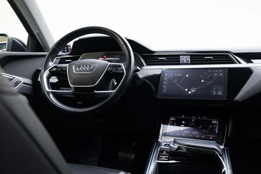 Hoofdafbeelding Audi e-tron