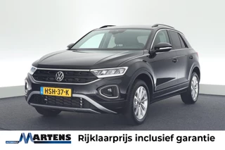 Hoofdafbeelding Volkswagen T-Roc Volkswagen T-Roc 1.5 TSI 150pk DSG Life Edition Camera Navigatie ACC Carplay Keyless Led