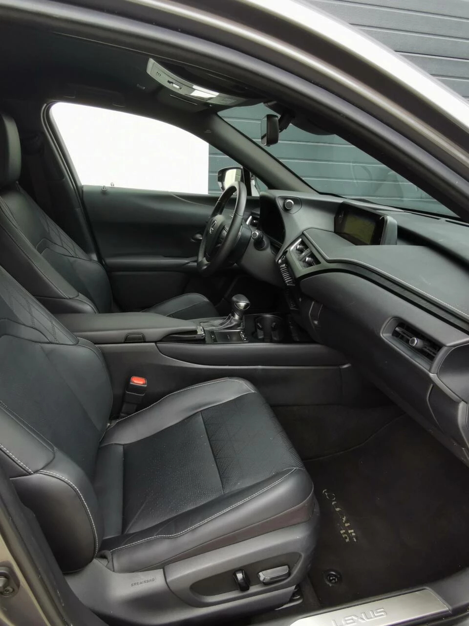 Hoofdafbeelding Lexus UX