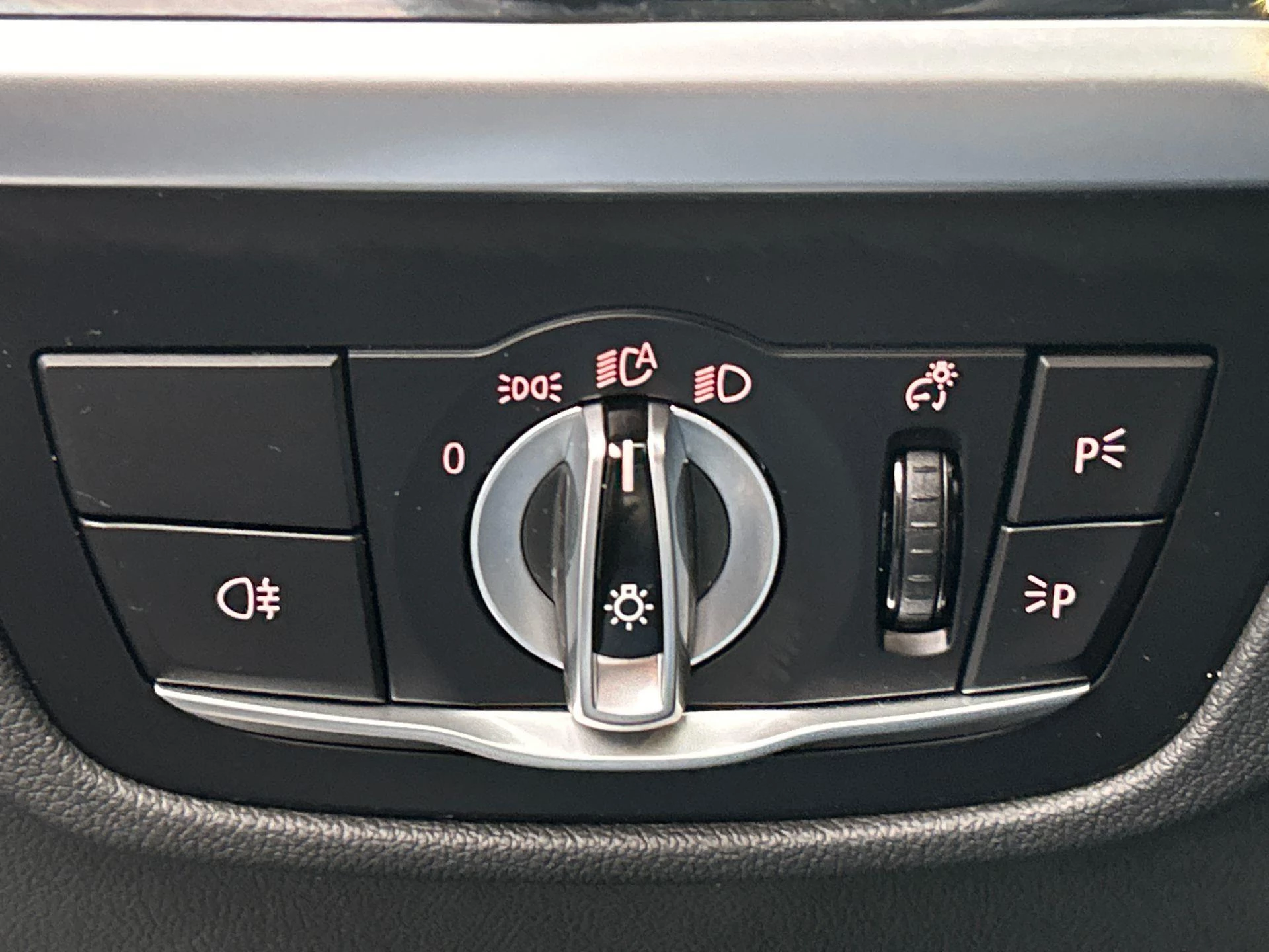 Hoofdafbeelding BMW iX3