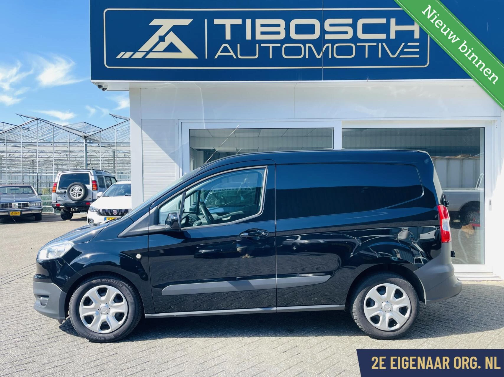 Hoofdafbeelding Ford Transit Courier