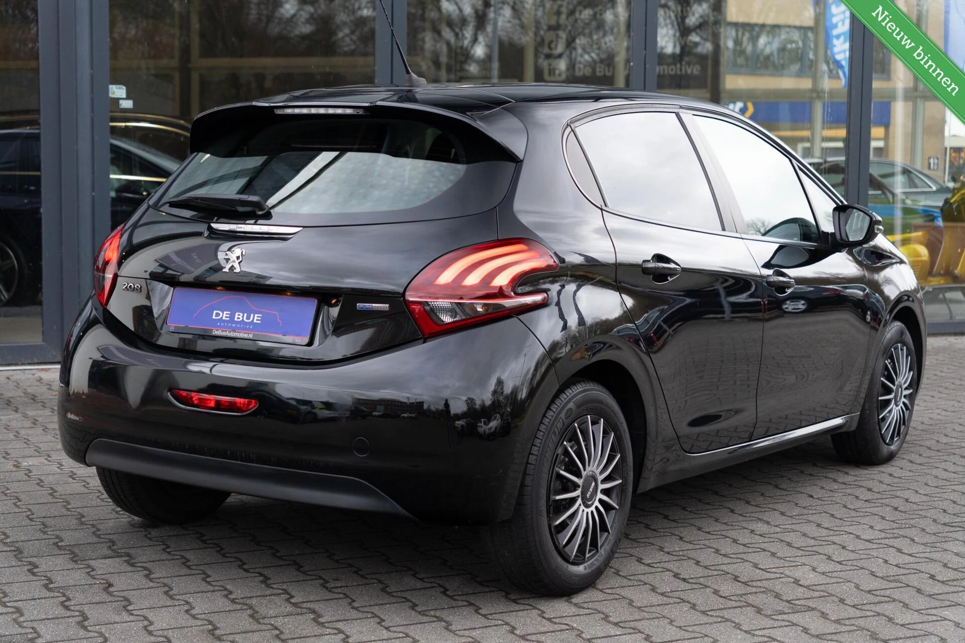 Hoofdafbeelding Peugeot 208