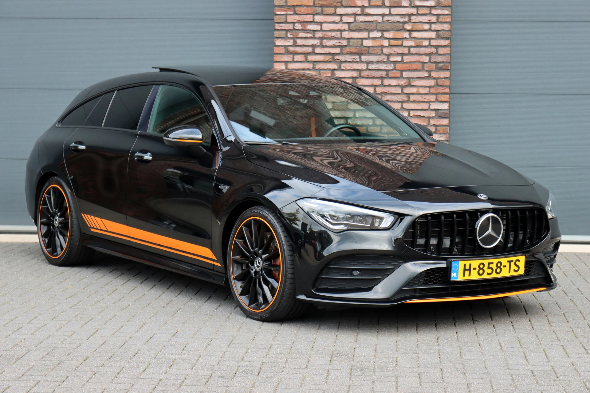 Hoofdafbeelding Mercedes-Benz CLA