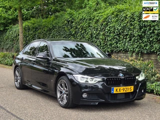 BMW 3-serie 330e M Sport Apple CarPlay Adaptieve Cruise Control Elek. Stoelen NAP TOP onderhouden 330e High Executive
