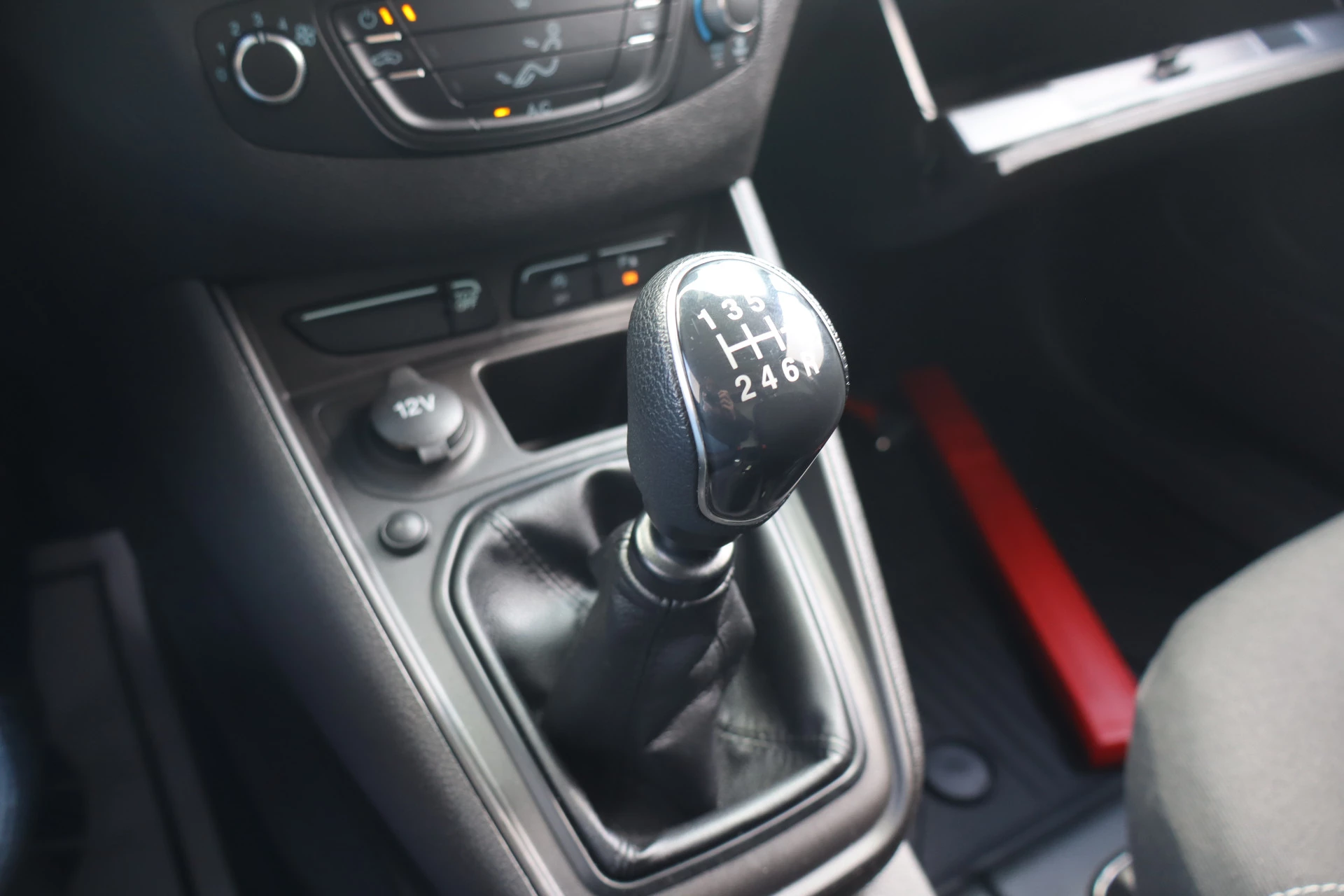 Hoofdafbeelding Ford Transit Courier