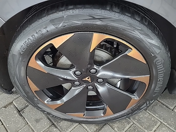 Hoofdafbeelding CUPRA Born