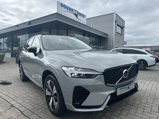 Hoofdafbeelding Volvo XC60 Volvo XC60 2.0 T6 Plug-in hybrid AWD Plus Dark Pano-Dak | 360-Camera | Adapt. LED | Stoel & Stuurverw. | Voorruit verw. | Harman Kardon