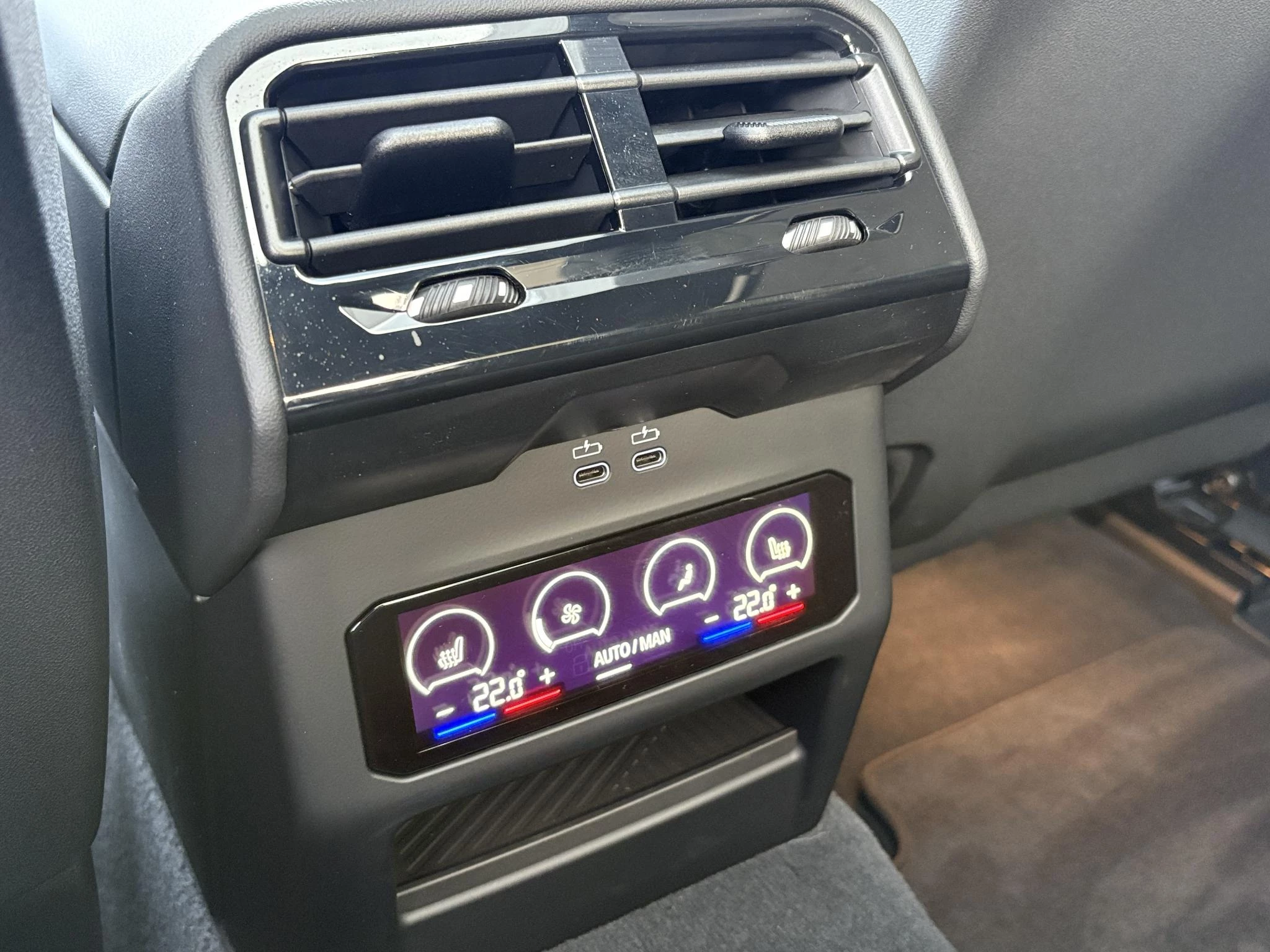 Hoofdafbeelding BMW i5