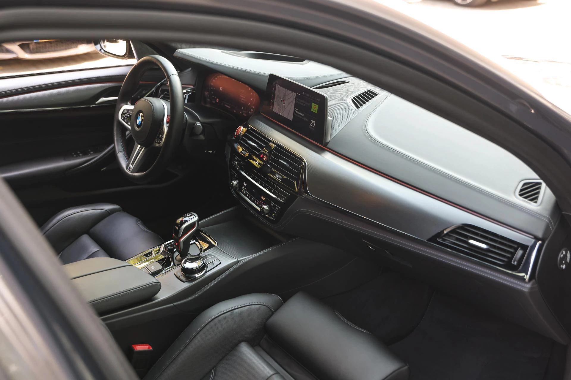Hoofdafbeelding BMW M5
