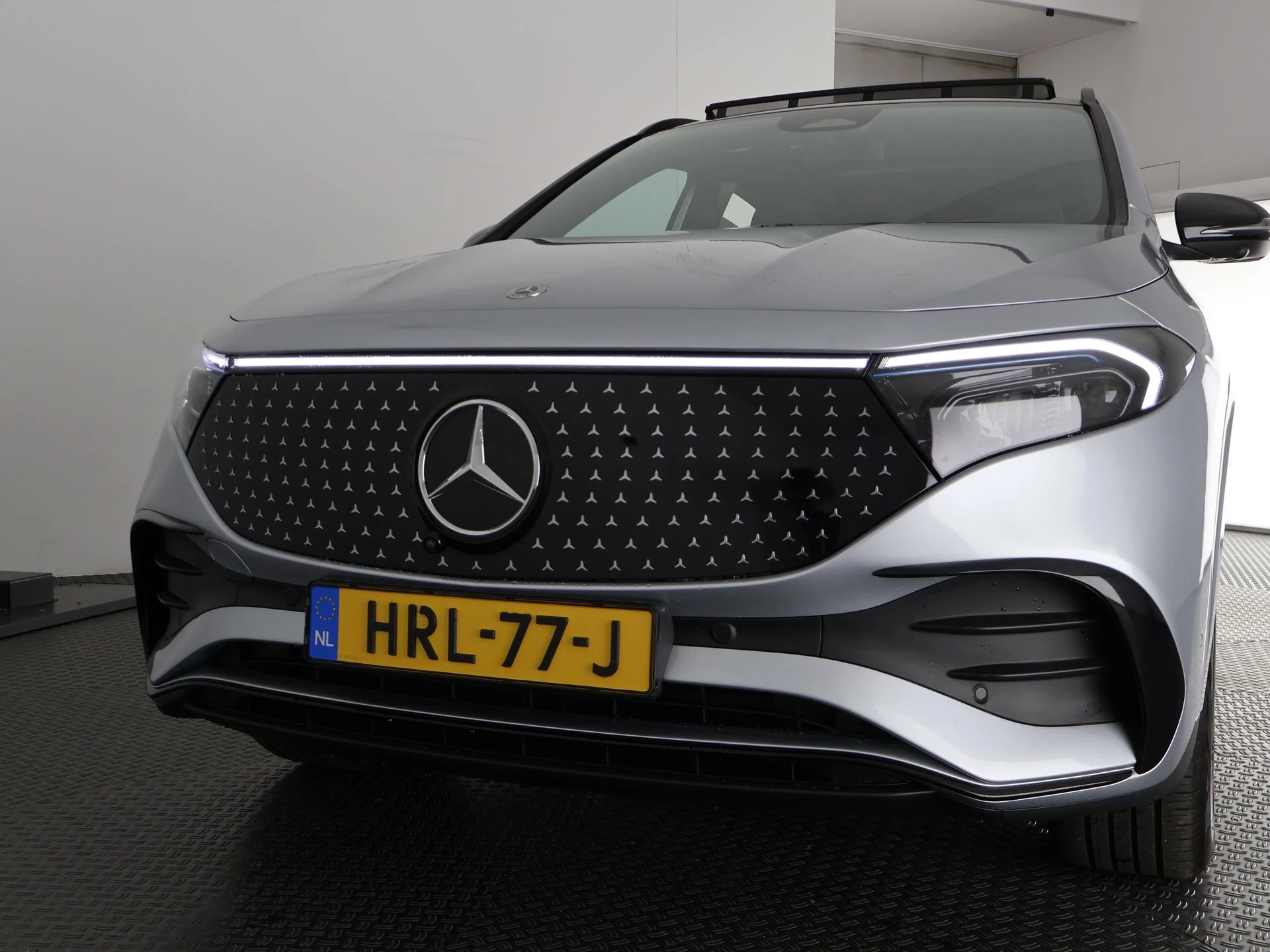 Hoofdafbeelding Mercedes-Benz EQA