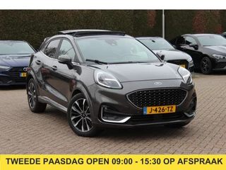 Ford Puma 1.0 EcoBoost Hybrid ST-Line X Vignale 155pk / NL Auto! / Full option! / Trekhaak / Panoramadak / Camera / Leder / CarPlay / B&O / 18'' / Keyless / Stuur+Stoelverwarming / Dodehoek / DAB / Verwarmde voorruit / ACC