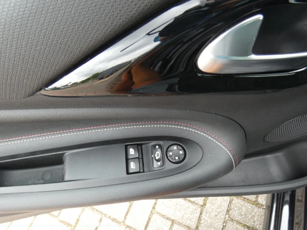 Hoofdafbeelding DS DS 3