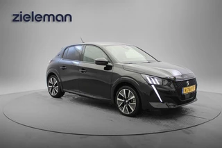 Peugeot e-208 GT Pack 50 kWh - Digitaal Cockpit, Panorama, Carplay, Navi, Cruise, Camera, Half Leer, Stoelverw.