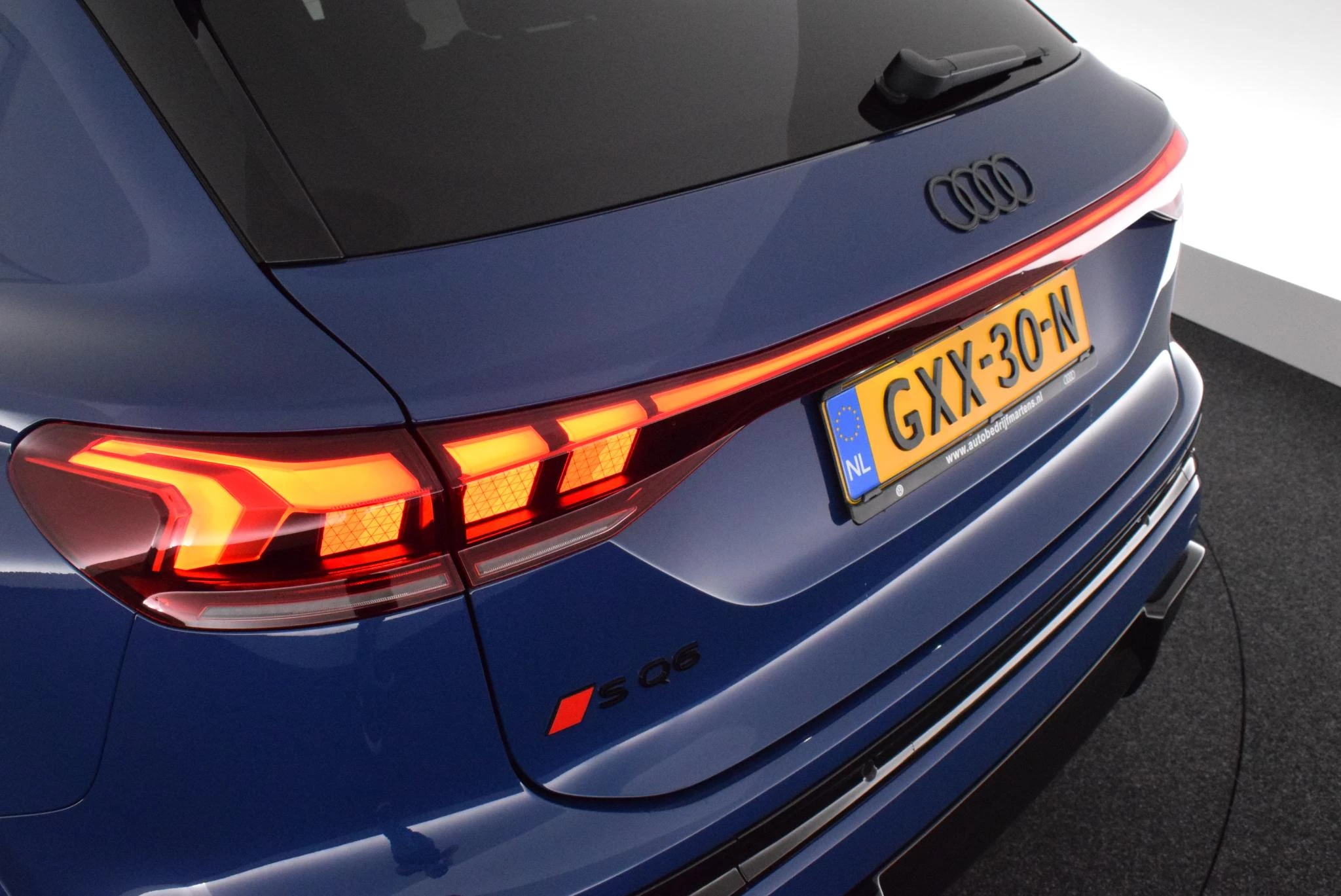 Hoofdafbeelding Audi SQ6