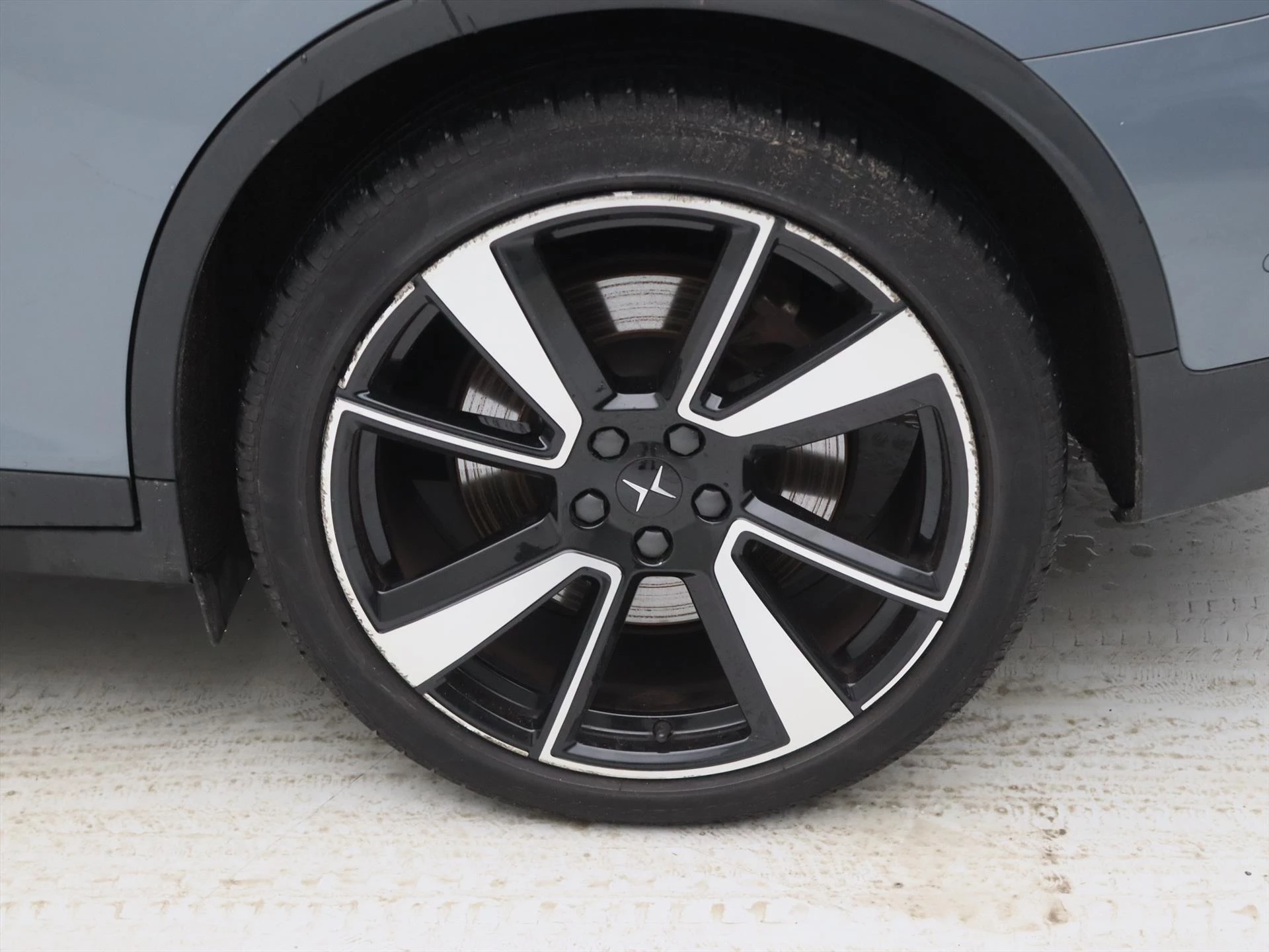 Hoofdafbeelding Polestar 2