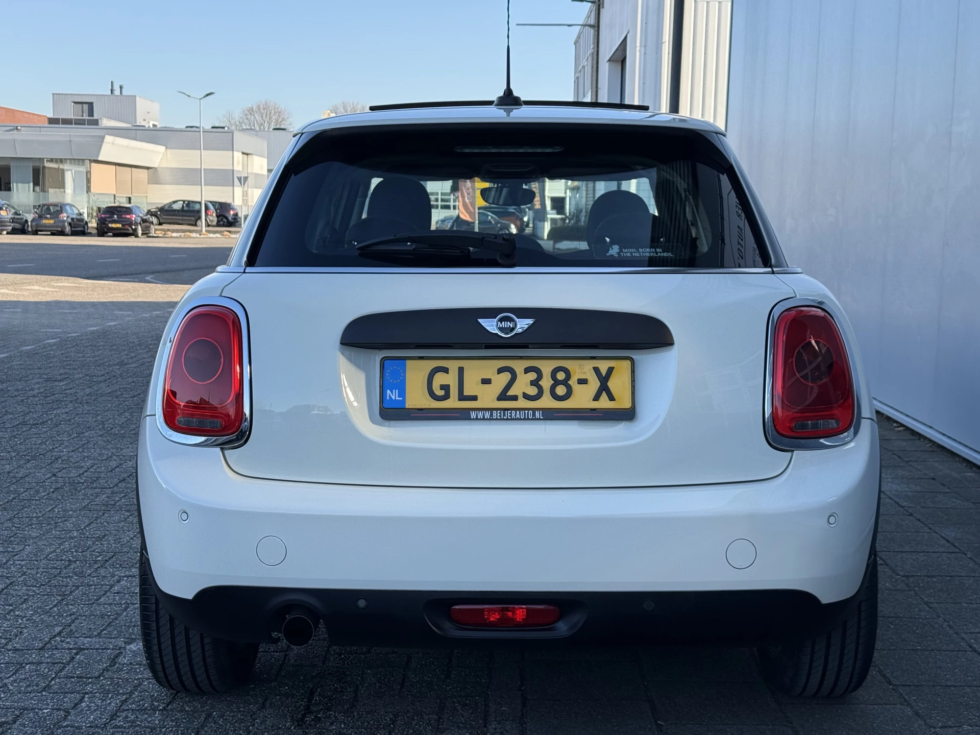 Hoofdafbeelding MINI One