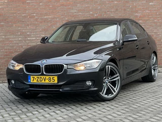 BMW 3-serie 316I Executive 19 Inch - Trekhaak - Clima - Stoelverwarming