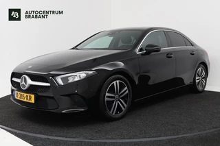 Mercedes-Benz A-klasse 180 Business Solution Luxury (SFEERVERLICHTING, TREKHAAK UITKLAPBAAR, STOELVERWARMING, 1e EIGENAAR, CAMERA)