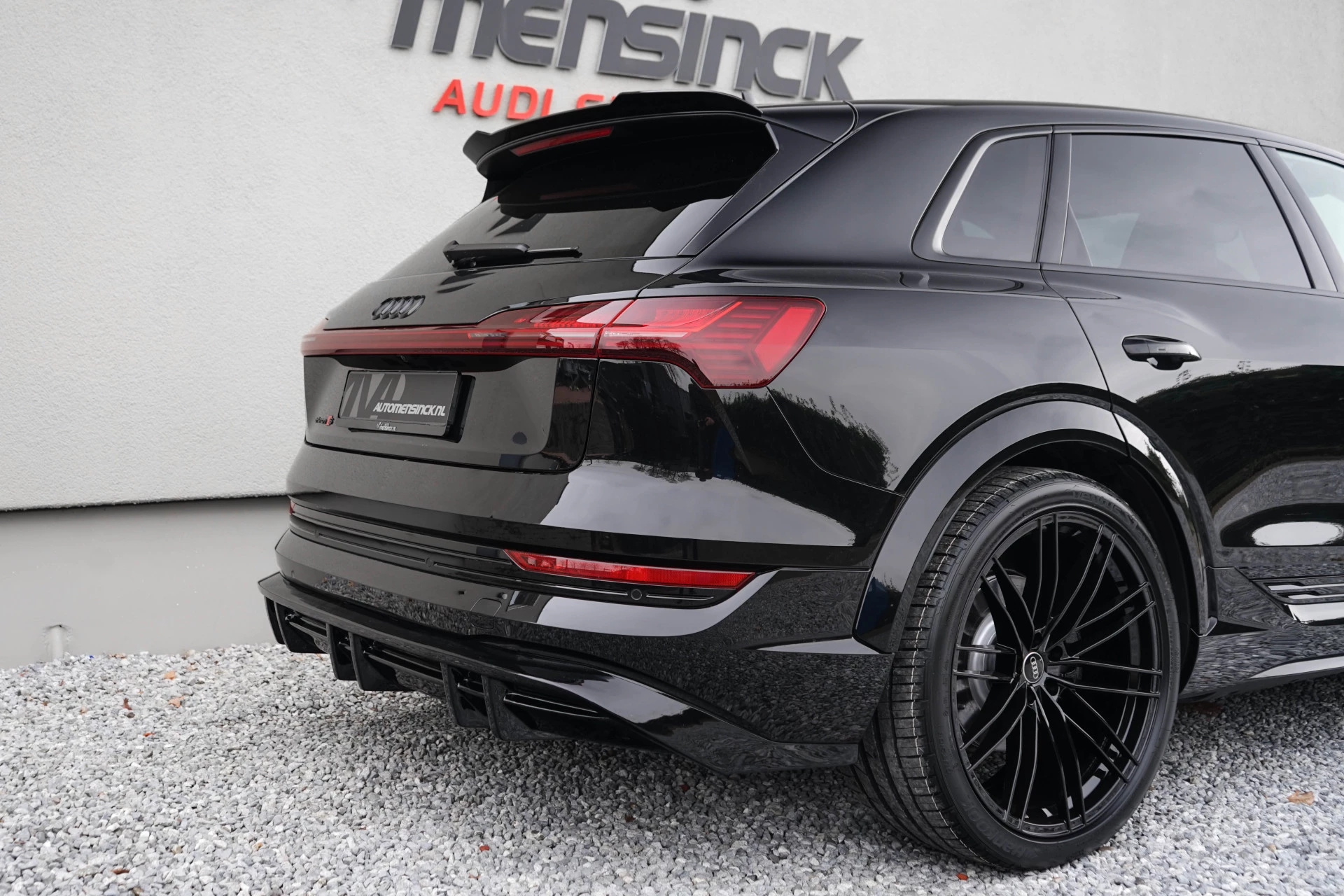 Hoofdafbeelding Audi e-tron