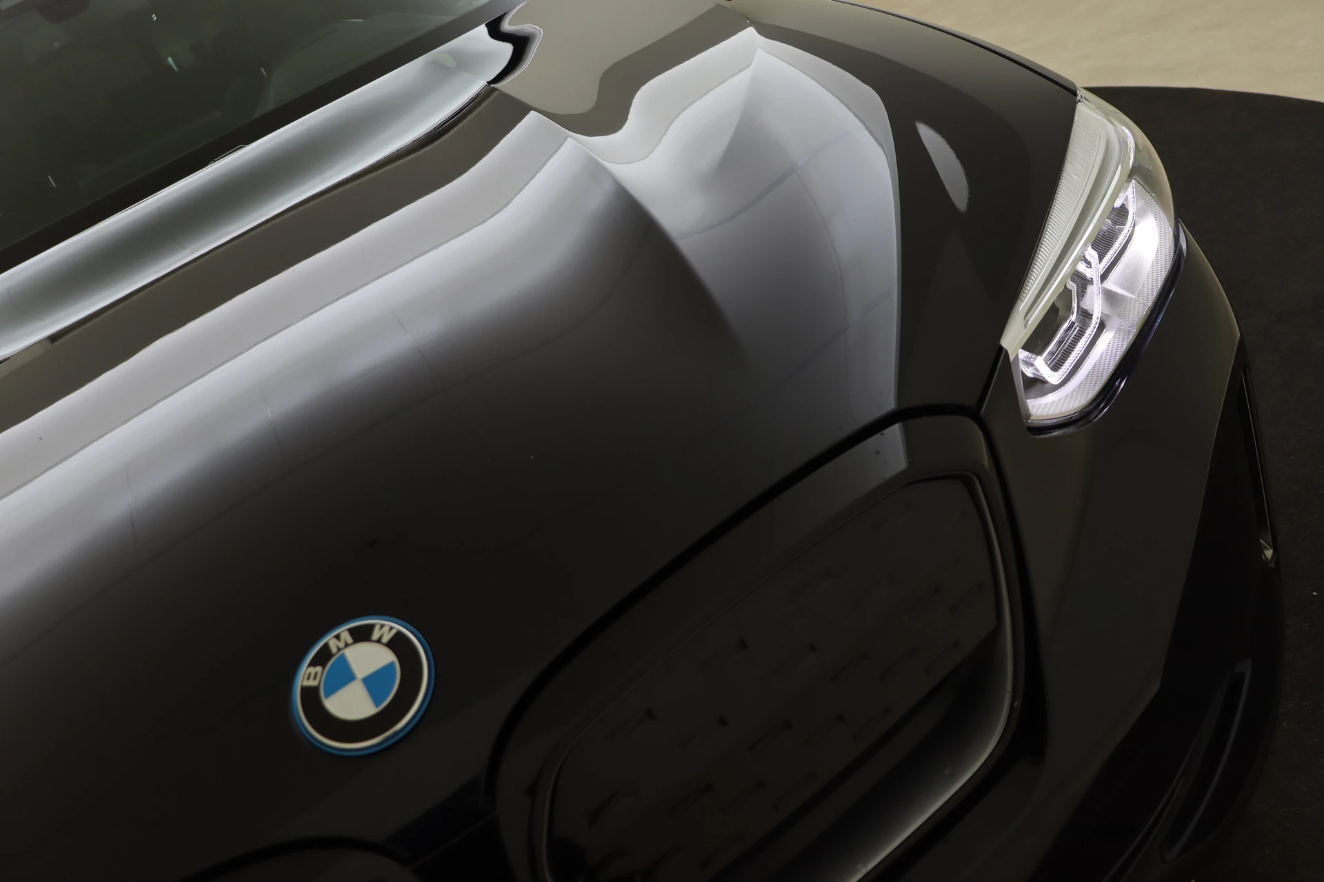 Hoofdafbeelding BMW iX3