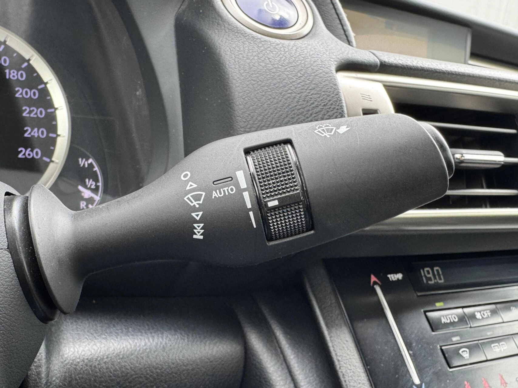 Hoofdafbeelding Lexus IS