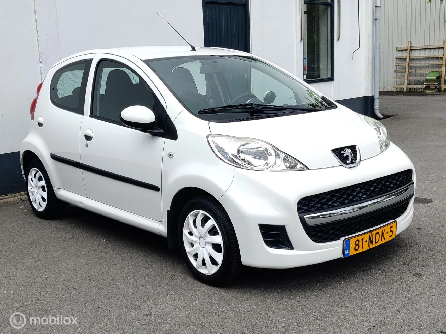 Hoofdafbeelding Peugeot 107