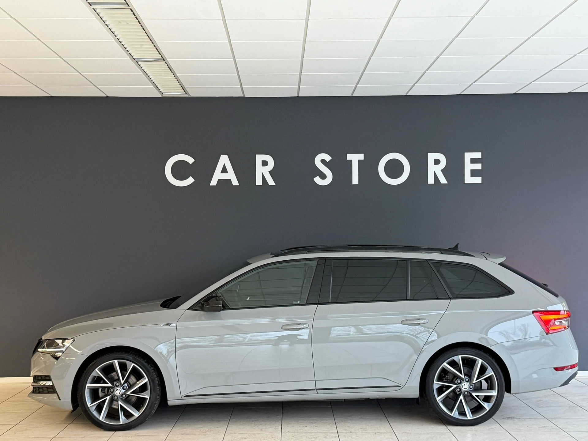 Hoofdafbeelding Škoda Superb