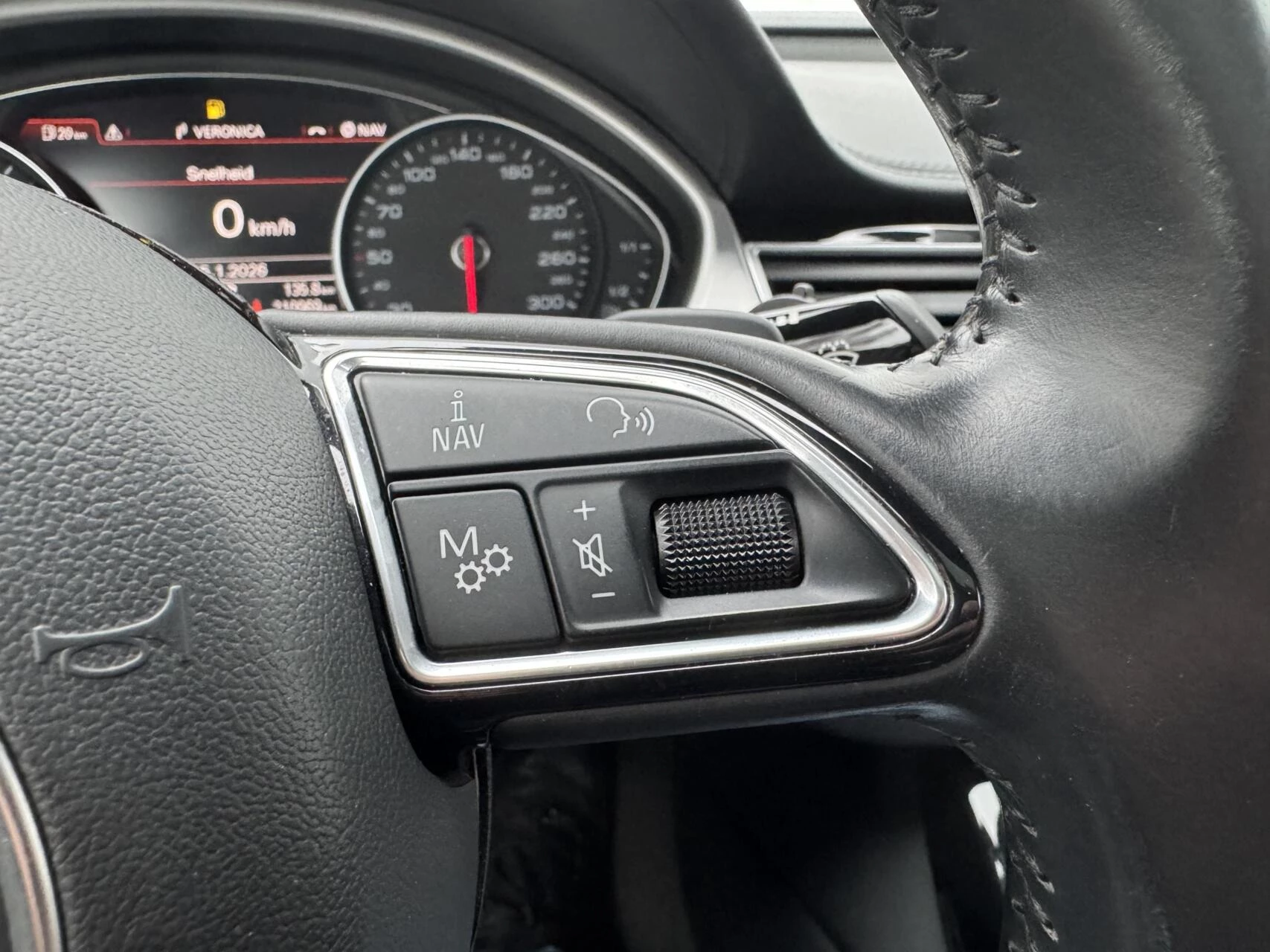 Hoofdafbeelding Audi A8