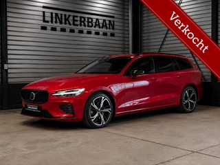 Volvo V60 2.0 T8 Long Range Hybrid AWD Plus Dark | SOH 97,5% | Panodak | H&K | Pilot Assist | 19 inch | NL Auto |