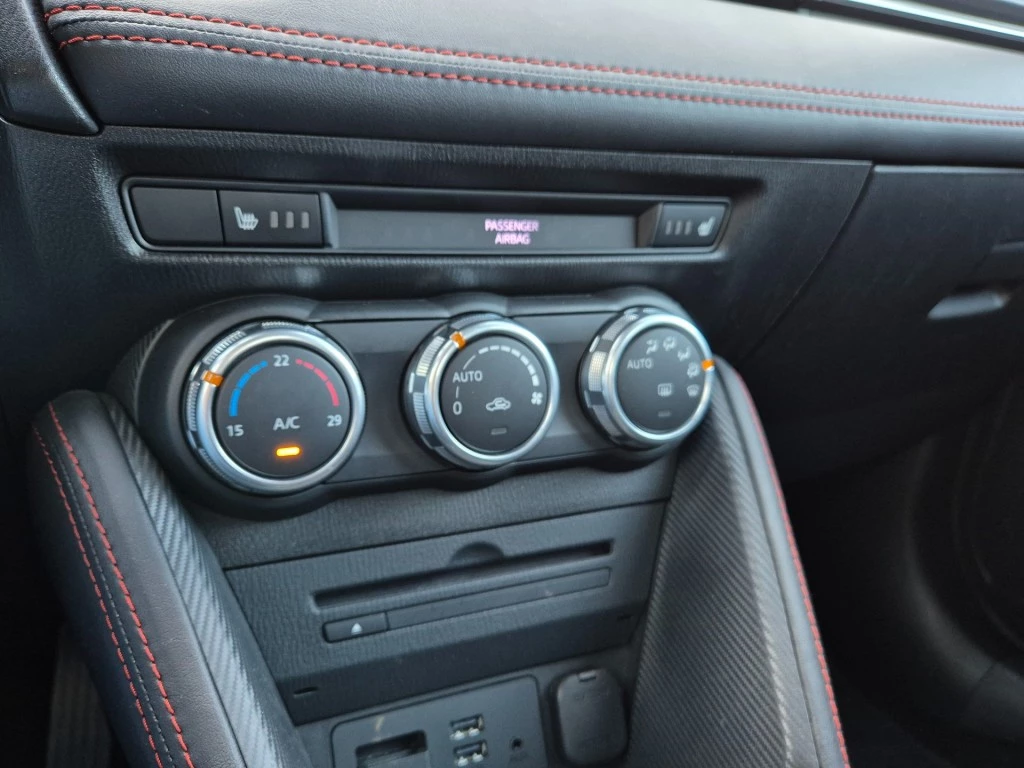 Hoofdafbeelding Mazda 2