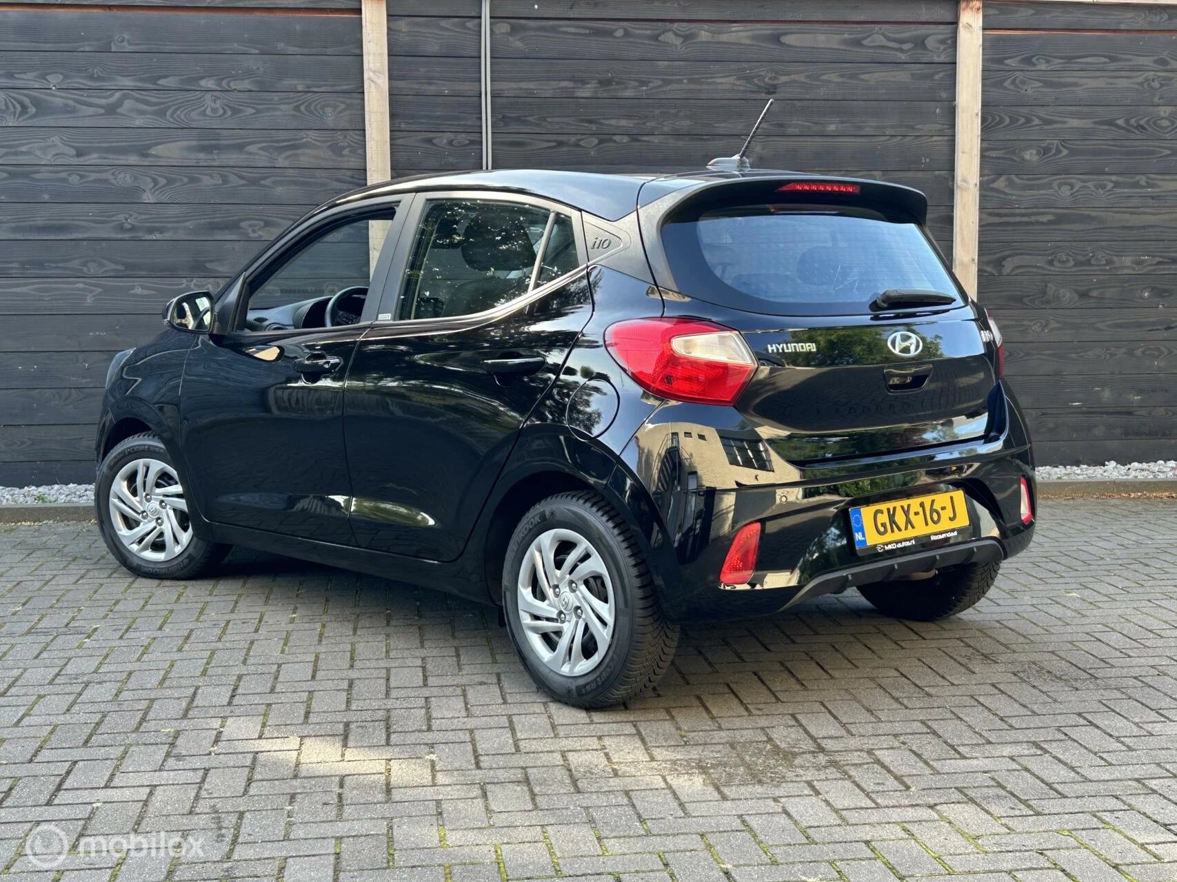 Hoofdafbeelding Hyundai i10