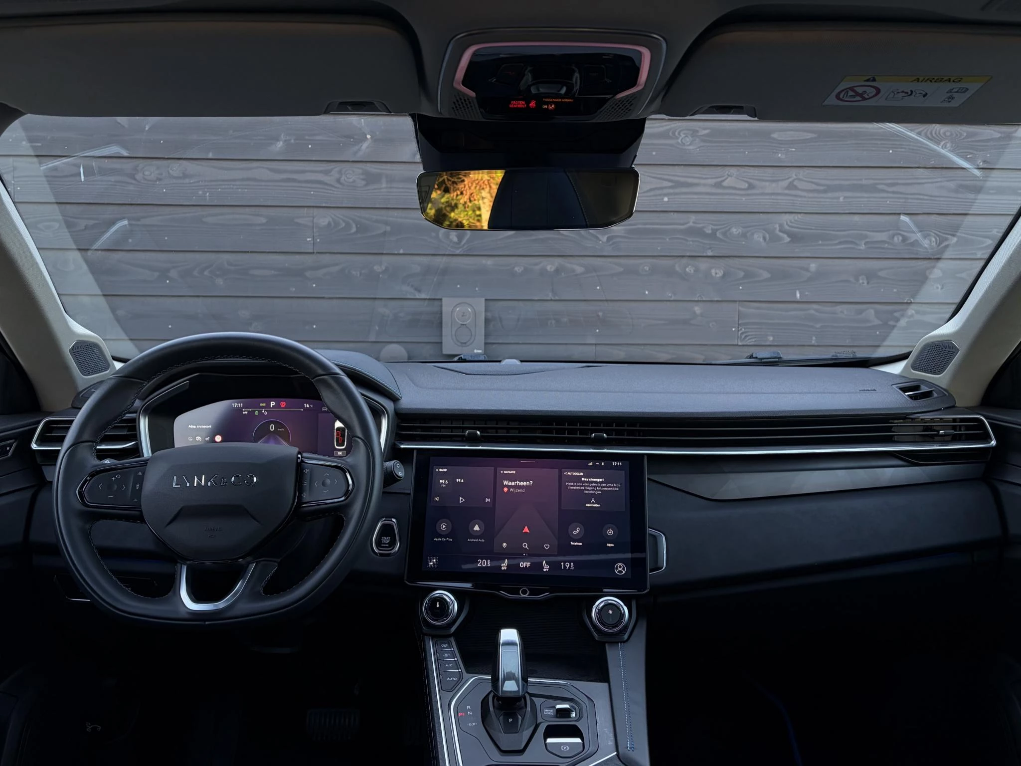 Hoofdafbeelding Lynk & Co 01