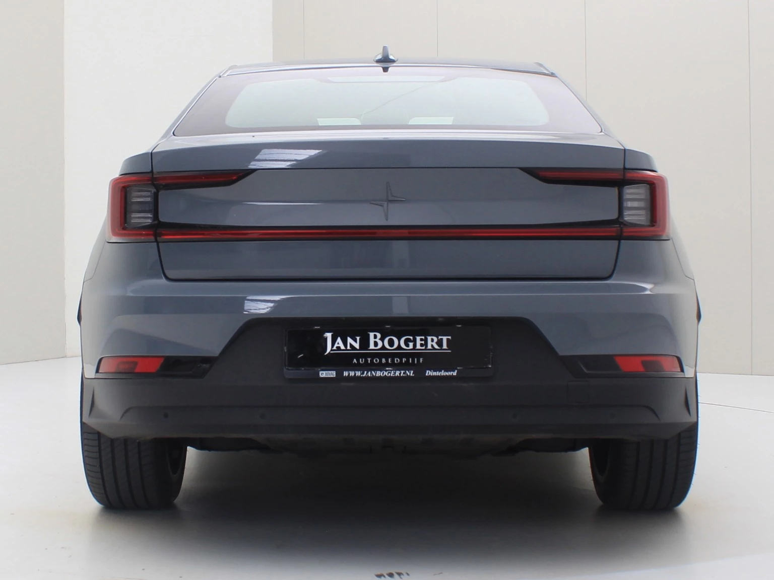 Hoofdafbeelding Polestar 2