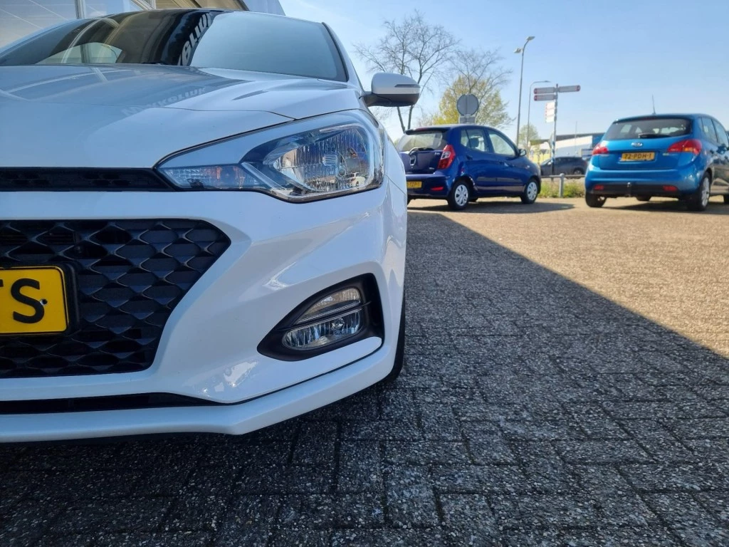 Hoofdafbeelding Hyundai i20