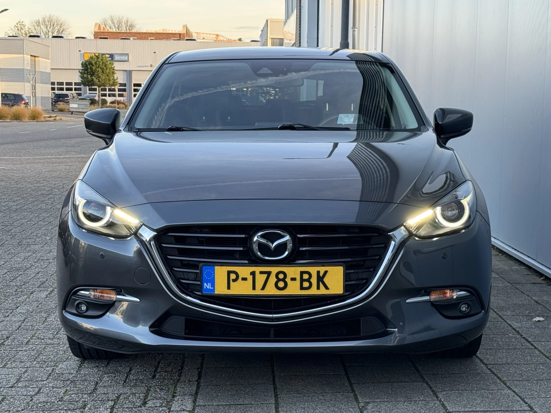 Hoofdafbeelding Mazda 3