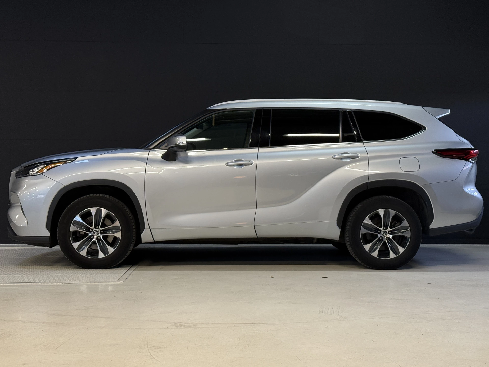 Hoofdafbeelding Toyota Highlander